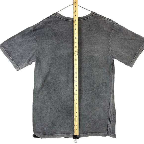 Urban Outfitters Halloween Michael Myers T-Shirt Men S Gray Distressed VTG Style - Picture 5 of 5